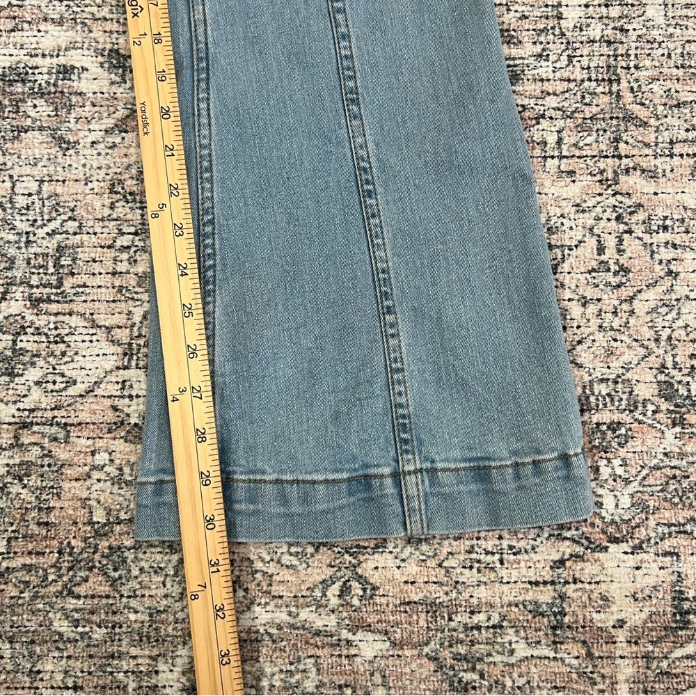 Shyanne High Rise Flare Trouser Jeans Womens Size 30 Short Western Denim - Picture 13 of 14